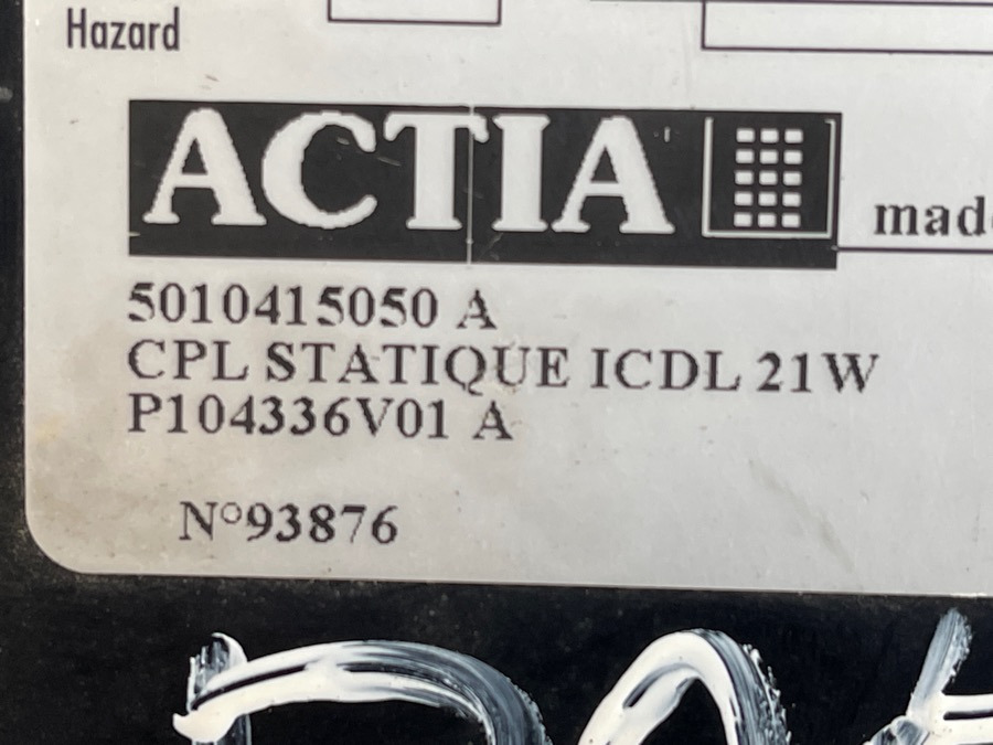 RENAULT ECU  5010415050 - Sistema eléctrico para Camión: foto 2 RENAULT ECU  5010415050 - Sistema eléctrico para Camión: foto 2
