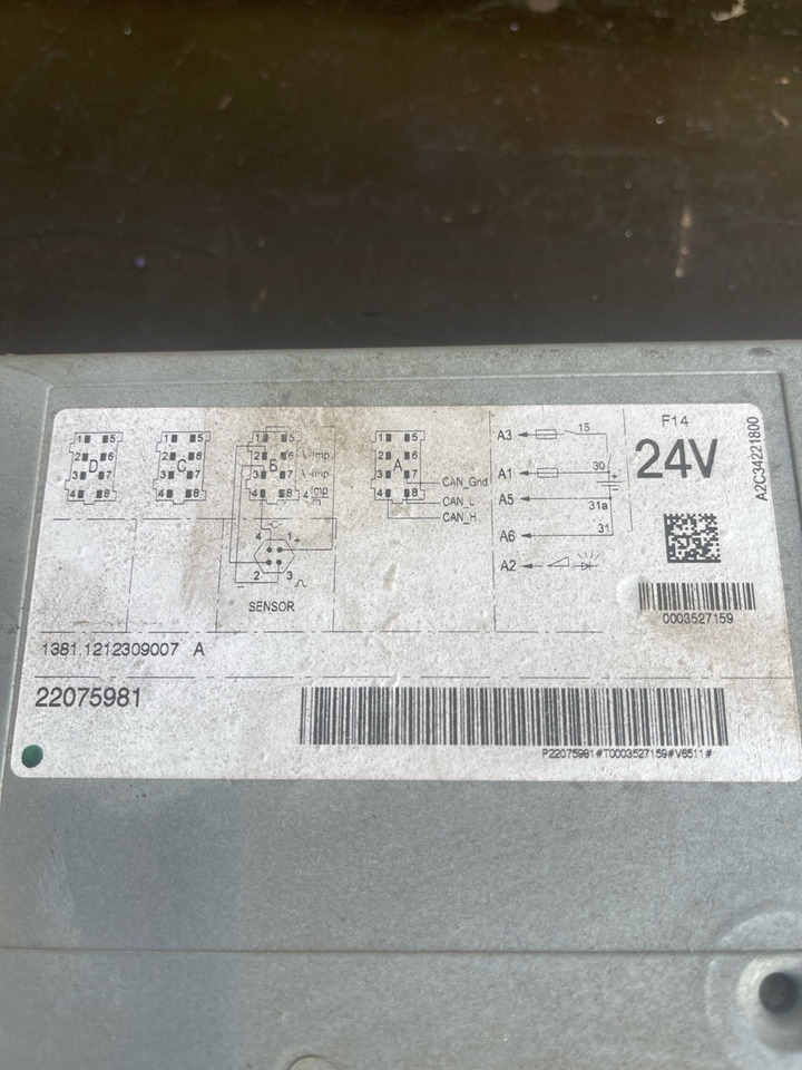 RENAULT TACHO 7422075981 - Cabina e interior para Camión: foto 2 RENAULT TACHO 7422075981 - Cabina e interior para Camión: foto 2