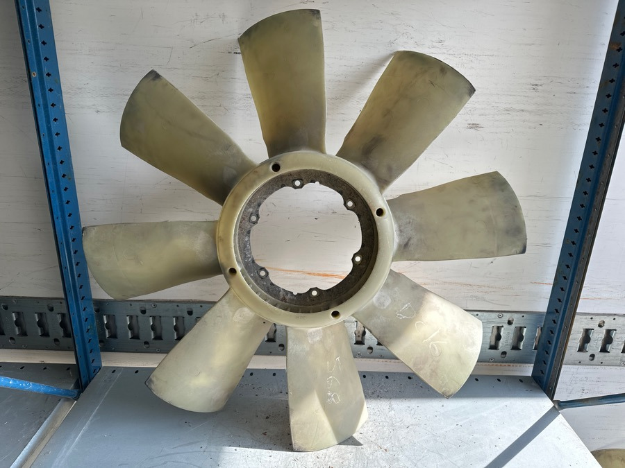 SCANIA FAN 1499684 - Sistema de refrigeración para Camión: foto 3 SCANIA FAN 1499684 - Sistema de refrigeración para Camión: foto 3