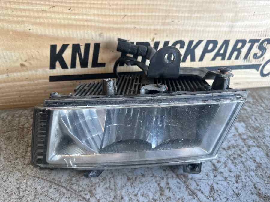 SCANIA FOG LIGHT 2760344 - Luz/ Iluminación para Camión: foto 1 SCANIA FOG LIGHT 2760344 - Luz/ Iluminación para Camión: foto 1