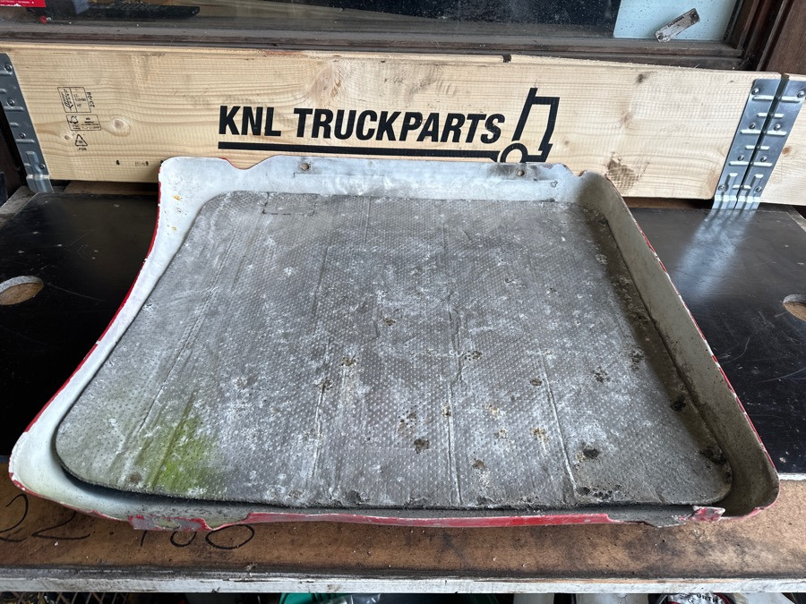 SCANIA HEAT SHIELD 1832820 - Sistema de escape para Camión: foto 2 SCANIA HEAT SHIELD 1832820 - Sistema de escape para Camión: foto 2