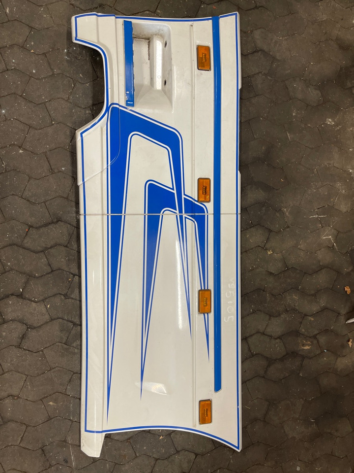SCANIA SIDE PANEL 2117505 - Carrocería y exterior para Camión: foto 1 SCANIA SIDE PANEL 2117505 - Carrocería y exterior para Camión: foto 1