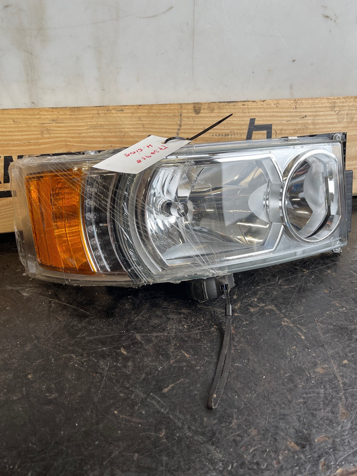 SCANIA XENON LAMP RH 2442631 - Luz/ Iluminación para Camión: foto 1 SCANIA XENON LAMP RH 2442631 - Luz/ Iluminación para Camión: foto 1