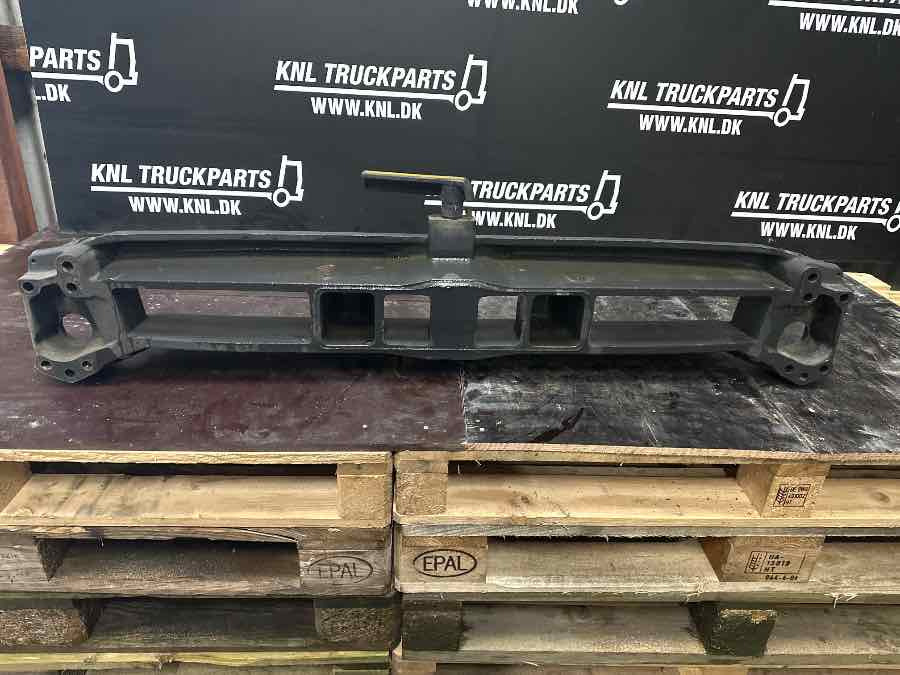 VOLVO BRACKET 21718915 - Carrocería y exterior para Camión: foto 2 VOLVO BRACKET 21718915 - Carrocería y exterior para Camión: foto 2