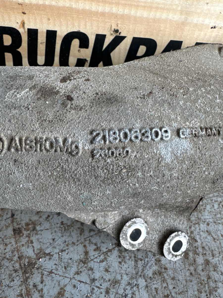 VOLVO COOLER PIPE 20522119 - Tubo de admisión de aire para Camión: foto 2 VOLVO COOLER PIPE 20522119 - Tubo de admisión de aire para Camión: foto 2