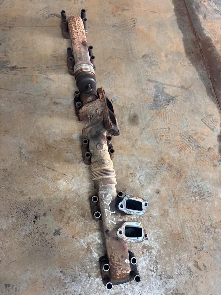 VOLVO D16 MANIFOLD 22353859 - Motor y piezas para Camión: foto 1 VOLVO D16 MANIFOLD 22353859 - Motor y piezas para Camión: foto 1