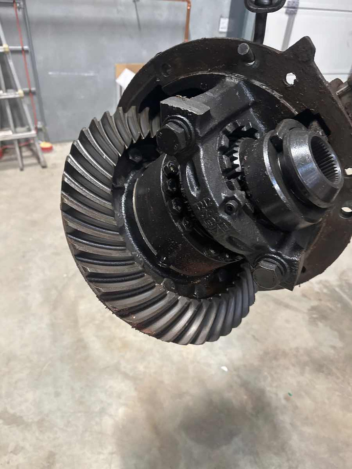 VOLVO DIFF RSS1125A - 3.73 // 20814023 - Diferencial para Camión: foto 2 VOLVO DIFF RSS1125A - 3.73 // 20814023 - Diferencial para Camión: foto 2