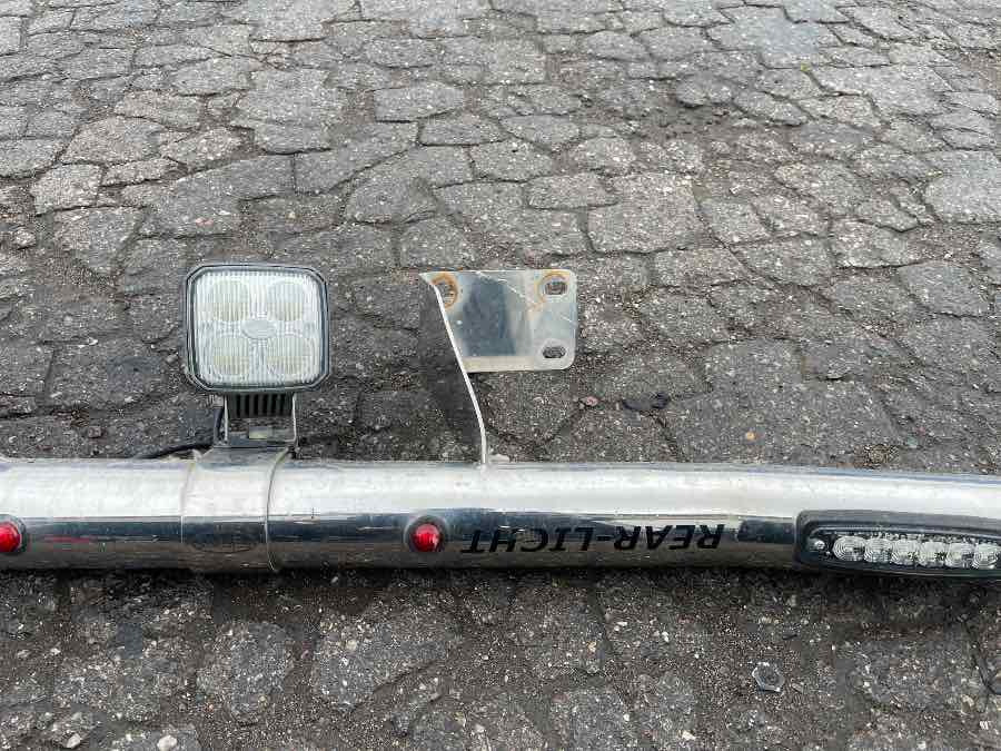 VOLVO LIGHT BOOM, CHROME - Luz/ Iluminación para Camión: foto 2 VOLVO LIGHT BOOM, CHROME - Luz/ Iluminación para Camión: foto 2