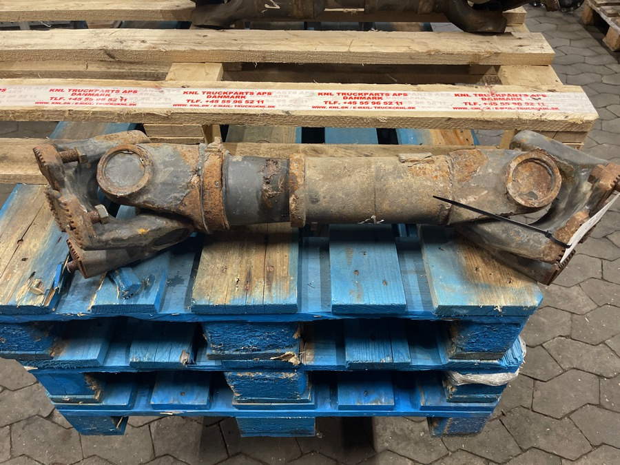 VOLVO PROPSHAFT 20499408 - Árbol de transmisión para Camión: foto 1 VOLVO PROPSHAFT 20499408 - Árbol de transmisión para Camión: foto 1