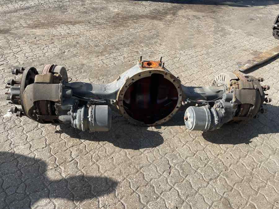 VOLVO REAR AXLE CASE 20956337 - Eje y piezas para Camión: foto 1 VOLVO REAR AXLE CASE 20956337 - Eje y piezas para Camión: foto 1