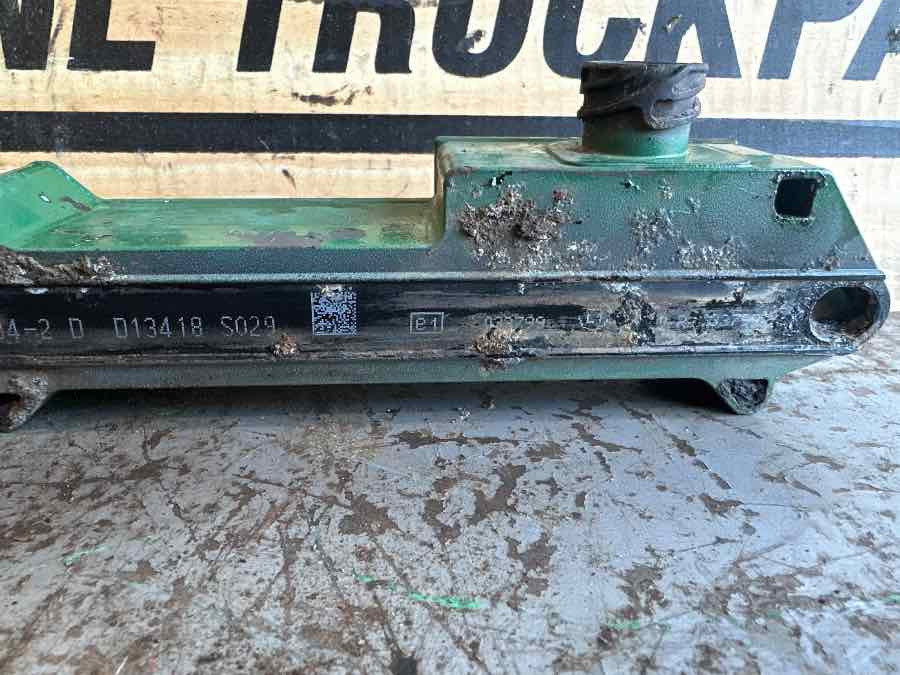 VOLVO STEERING CYLINDER VALVE 21933934 - Válvula de freno para Camión: foto 3 VOLVO STEERING CYLINDER VALVE 21933934 - Válvula de freno para Camión: foto 3