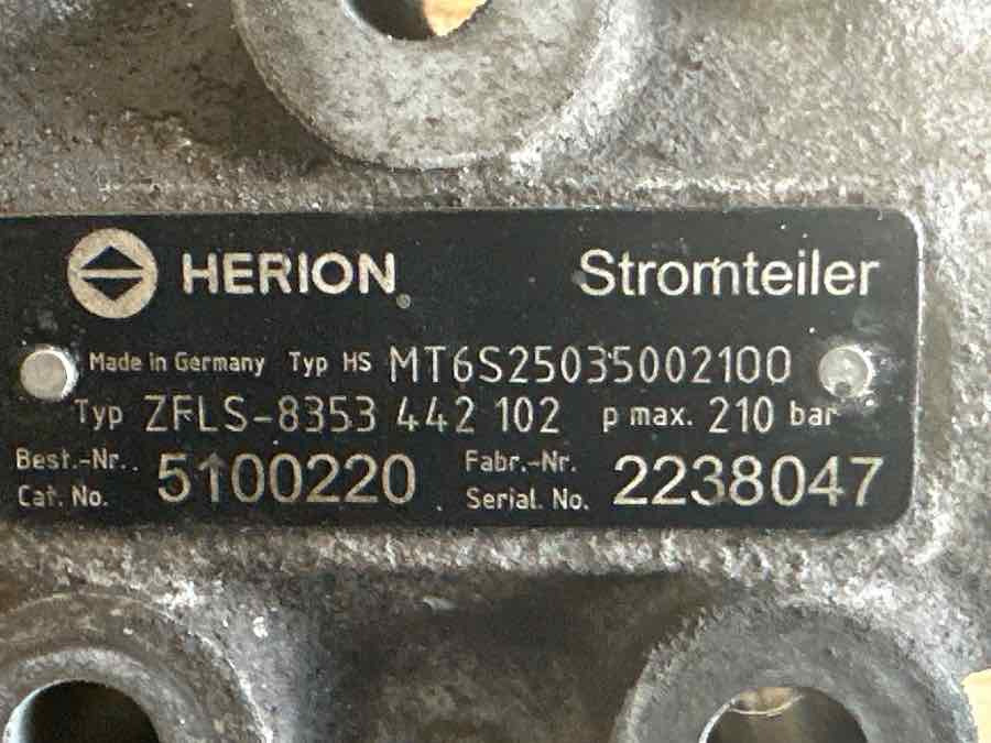 VOLVO STEERING VALVE 20757513 - Válvula de freno para Camión: foto 3 VOLVO STEERING VALVE 20757513 - Válvula de freno para Camión: foto 3