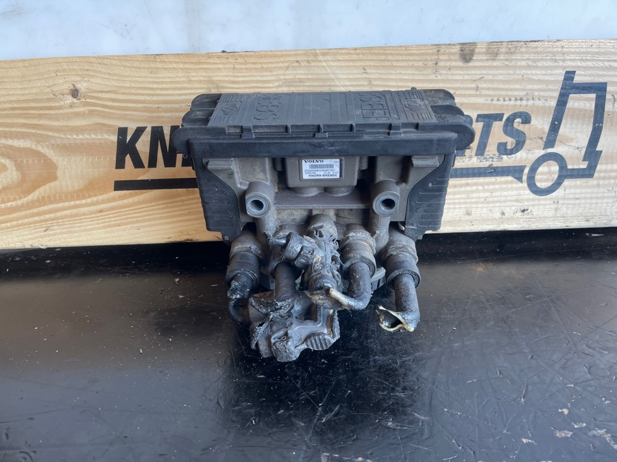 VOLVO VALVE 22225554 - Válvula de freno para Camión: foto 2 VOLVO VALVE 22225554 - Válvula de freno para Camión: foto 2