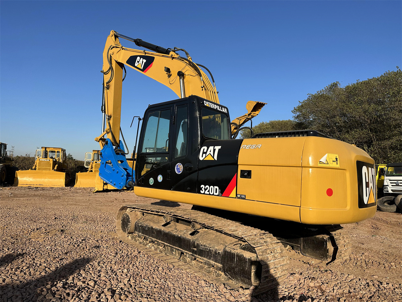 CAT 320DL - Excavadora de cadenas: foto 4 CAT 320DL - Excavadora de cadenas: foto 4