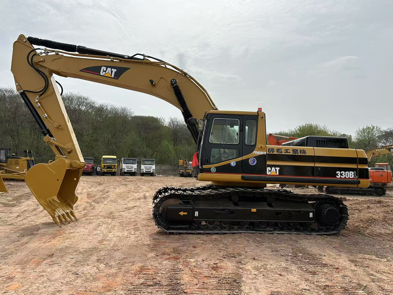 CAT 330BL - Excavadora de cadenas: foto 2 CAT 330BL - Excavadora de cadenas: foto 2
