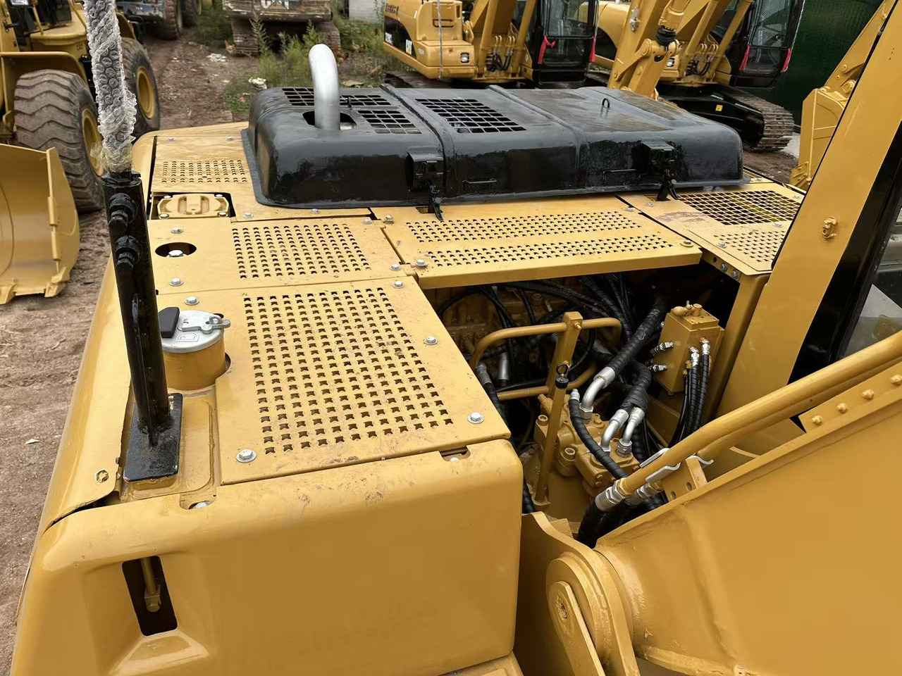 Arrendamiento de CATERPILLAR 320BL CATERPILLAR 320BL: foto 7