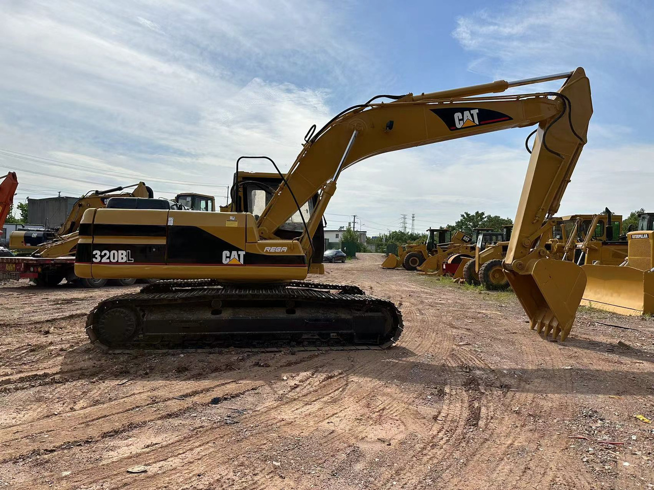 CATERPILLAR 320BL - Excavadora de cadenas: foto 5 CATERPILLAR 320BL - Excavadora de cadenas: foto 5