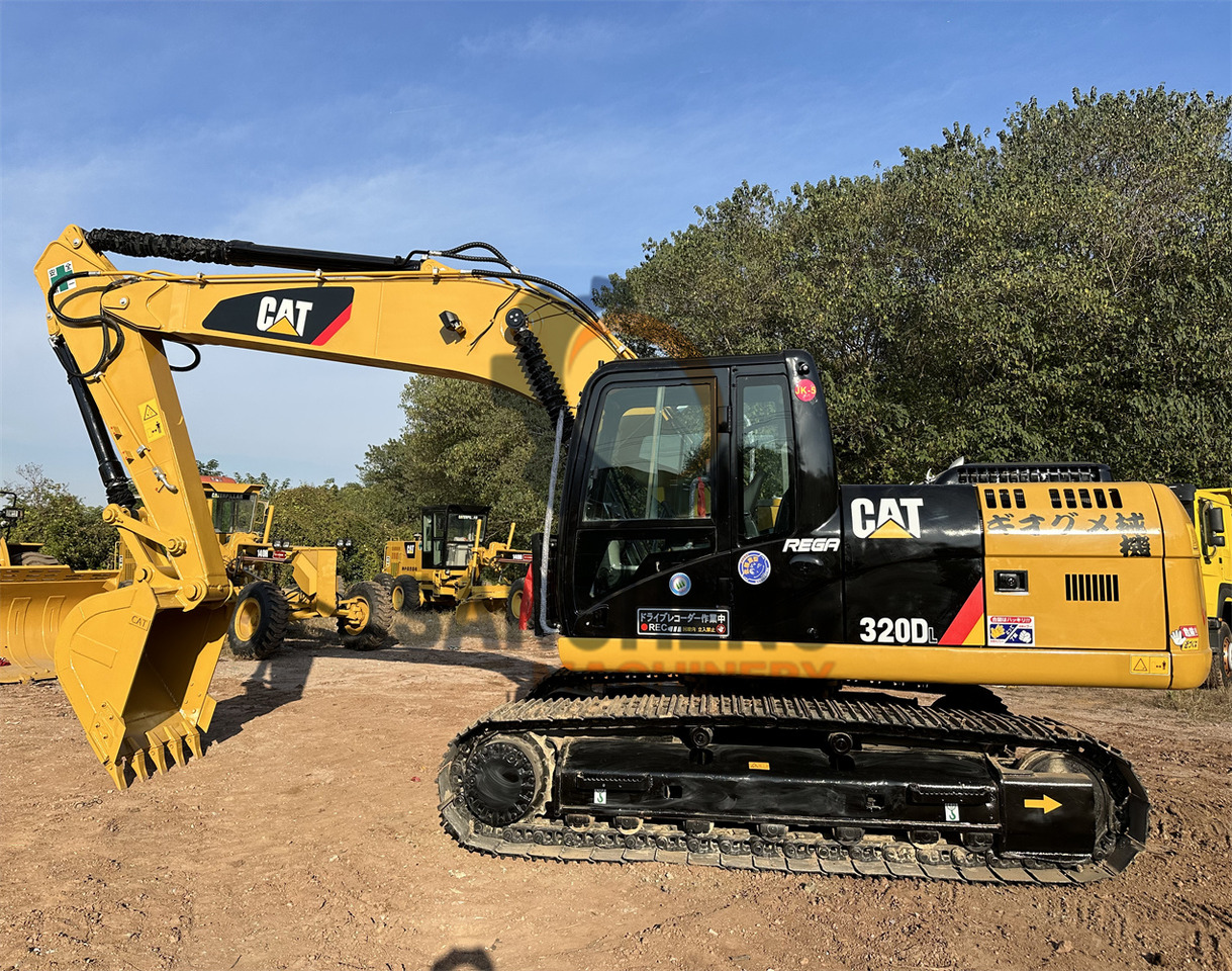 CATERPILLAR 320DL - Excavadora de cadenas: foto 1 CATERPILLAR 320DL - Excavadora de cadenas: foto 1