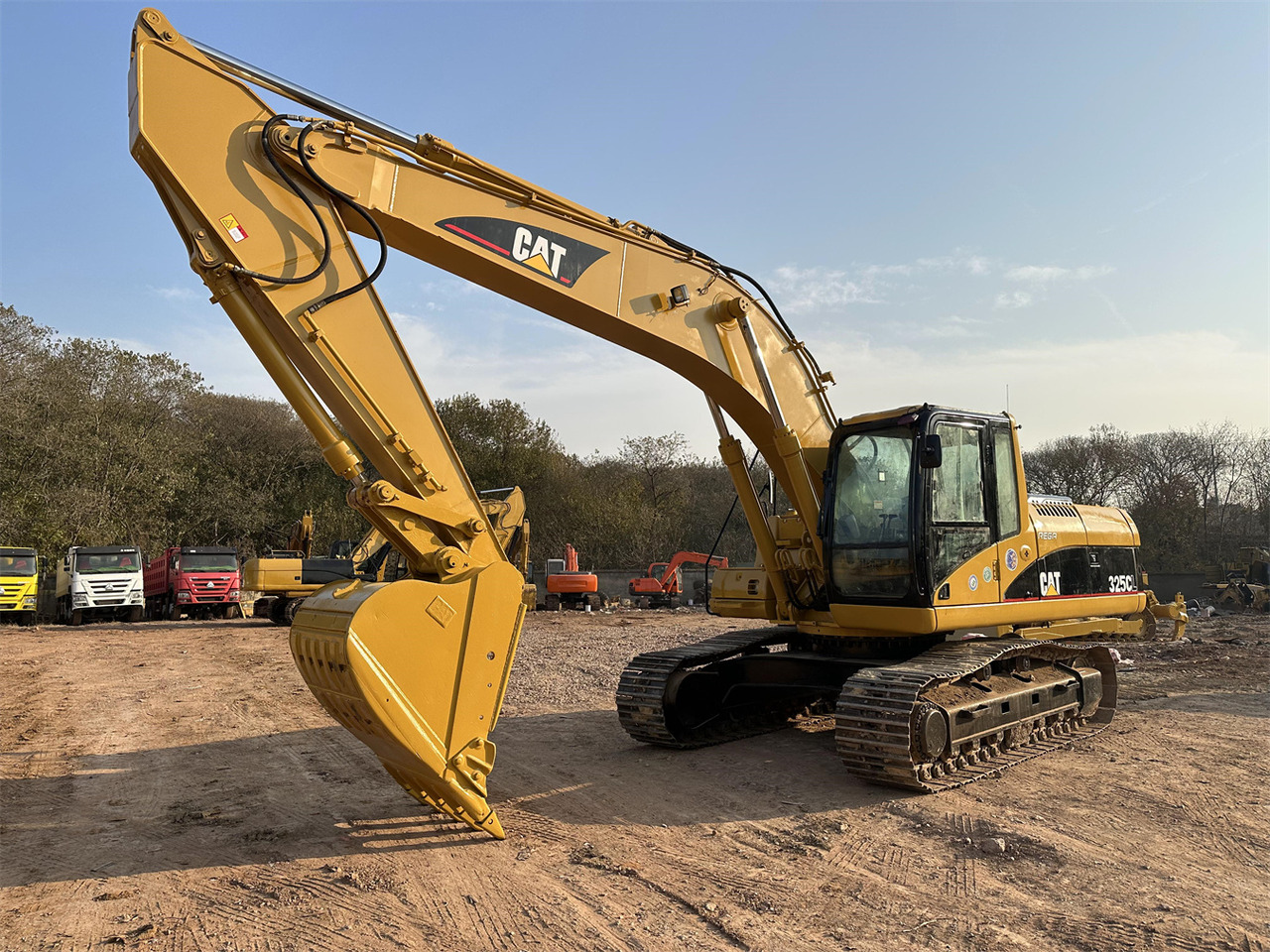 CATERPILLAR 325C - Excavadora de cadenas: foto 4 CATERPILLAR 325C - Excavadora de cadenas: foto 4