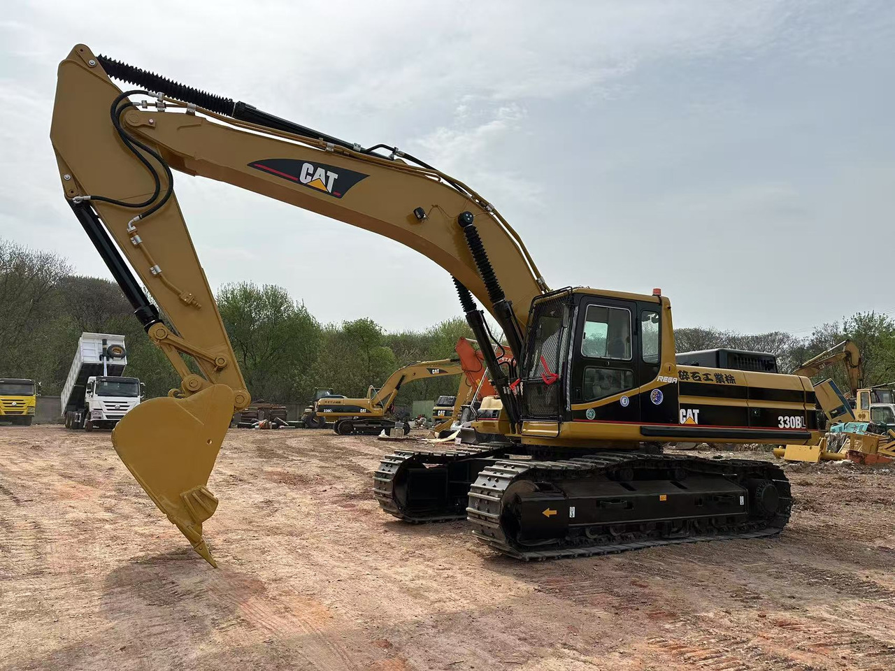 CATERPILLAR 330BL - Excavadora: foto 1 CATERPILLAR 330BL - Excavadora: foto 1