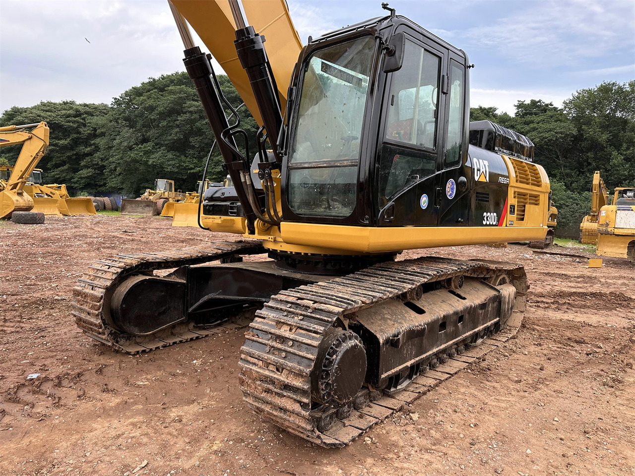 CATERPILLAR 330DL - Excavadora de cadenas: foto 4 CATERPILLAR 330DL - Excavadora de cadenas: foto 4
