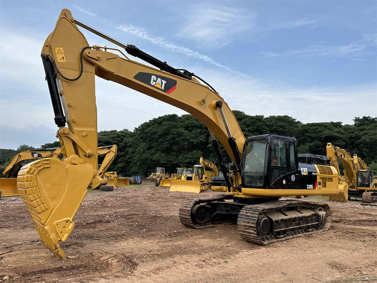 CATERPILLAR 330DL - Excavadora de cadenas: foto 2 CATERPILLAR 330DL - Excavadora de cadenas: foto 2