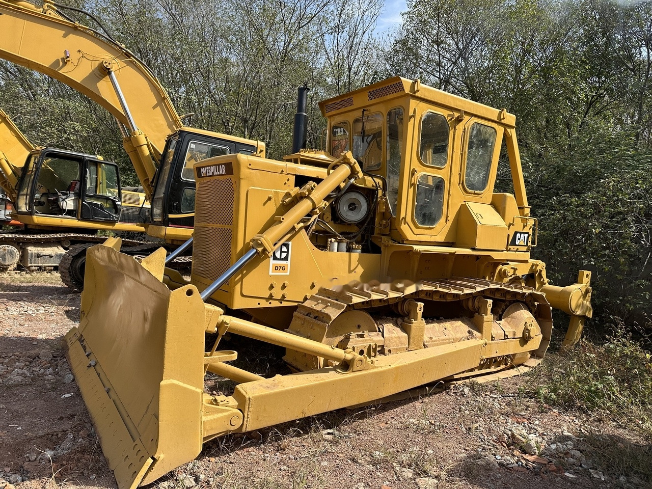 CATERPILLAR D7G - Bulldozer: foto 2 CATERPILLAR D7G - Bulldozer: foto 2