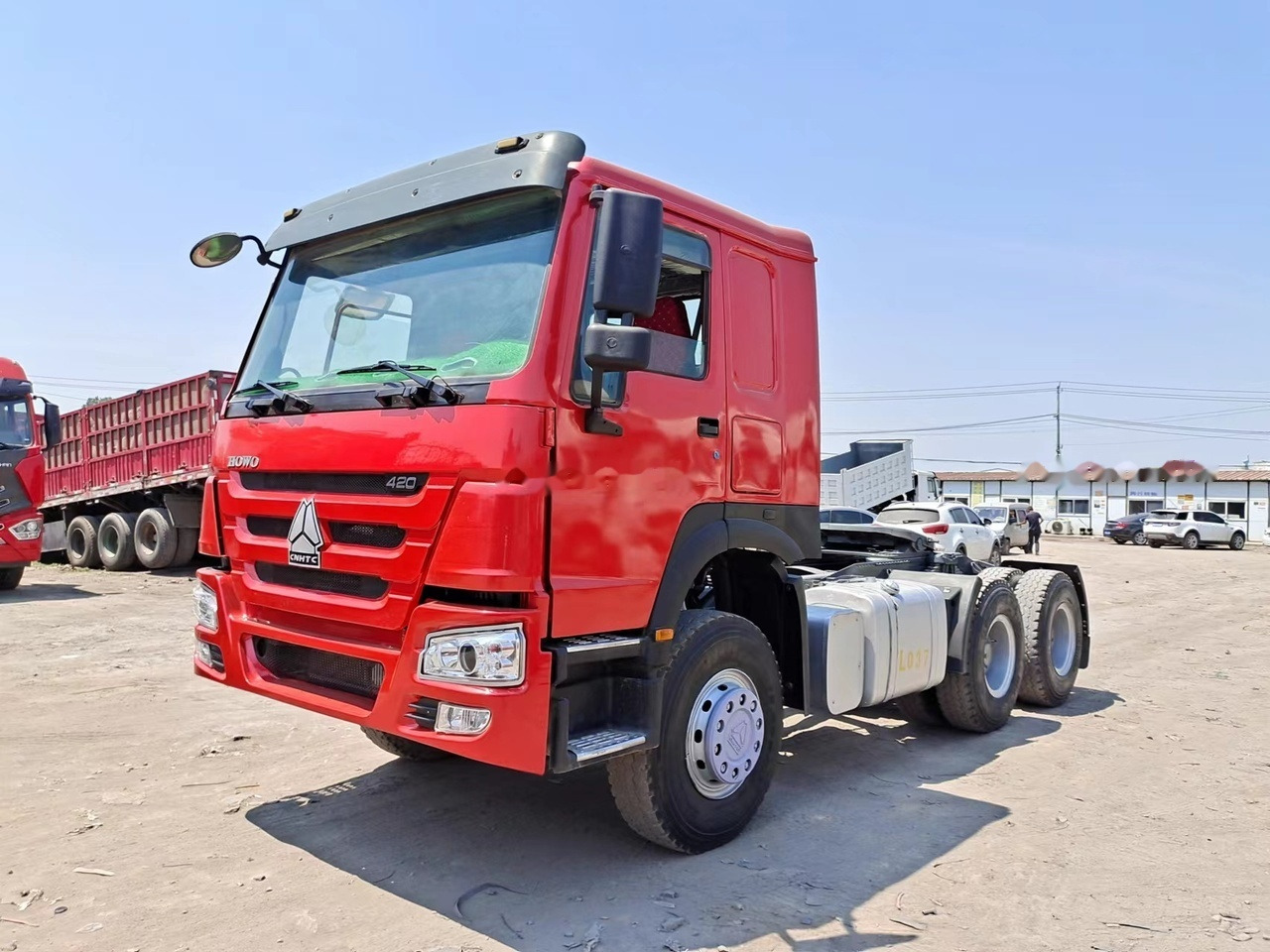SINOTRUK Howo tractor unit 420hp - Cabeza tractora: foto 2 SINOTRUK Howo tractor unit 420hp - Cabeza tractora: foto 2