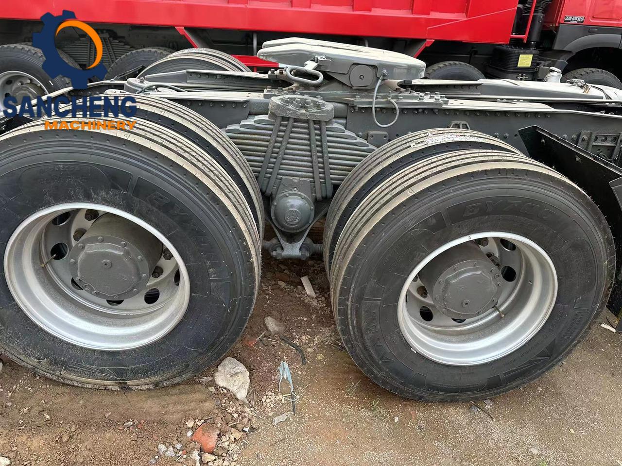 Cabeza tractora Sinotruk HOWO 380hp: foto 11