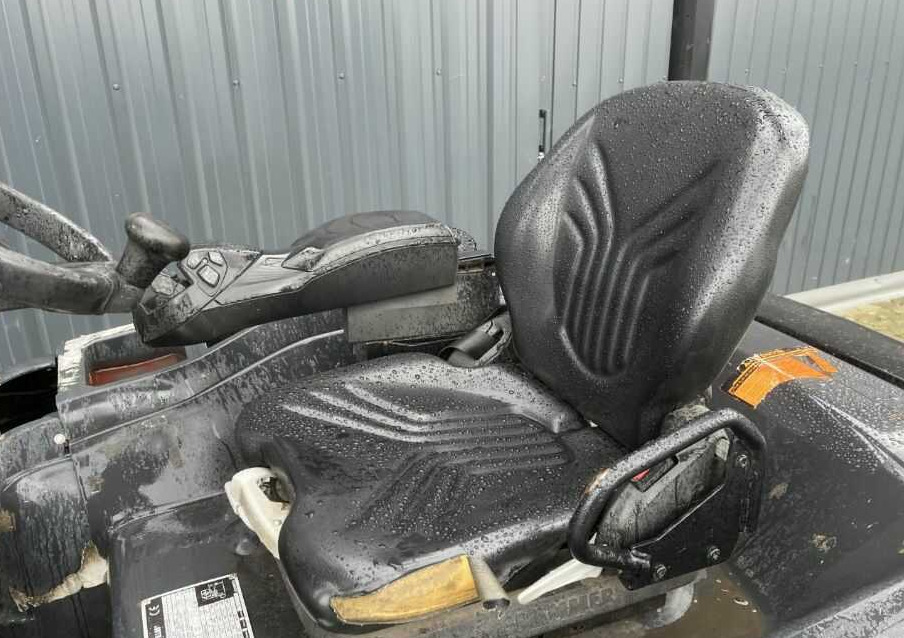 Arrendamiento de  CAT Lift Trucks EP25CN CAT Lift Trucks EP25CN: foto 9