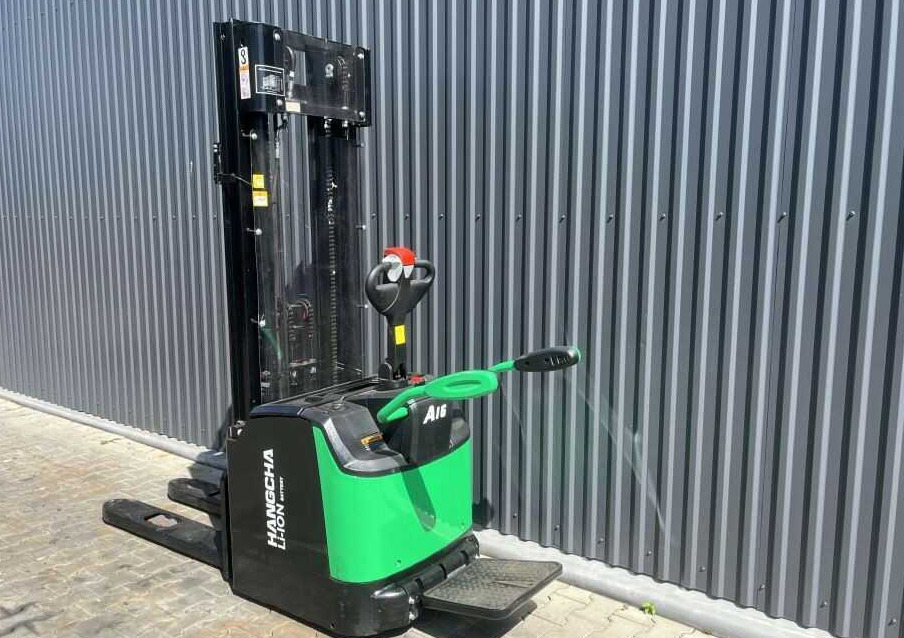 HC (Hangcha) CDD16 - Apilador: foto 3 HC (Hangcha) CDD16 - Apilador: foto 3