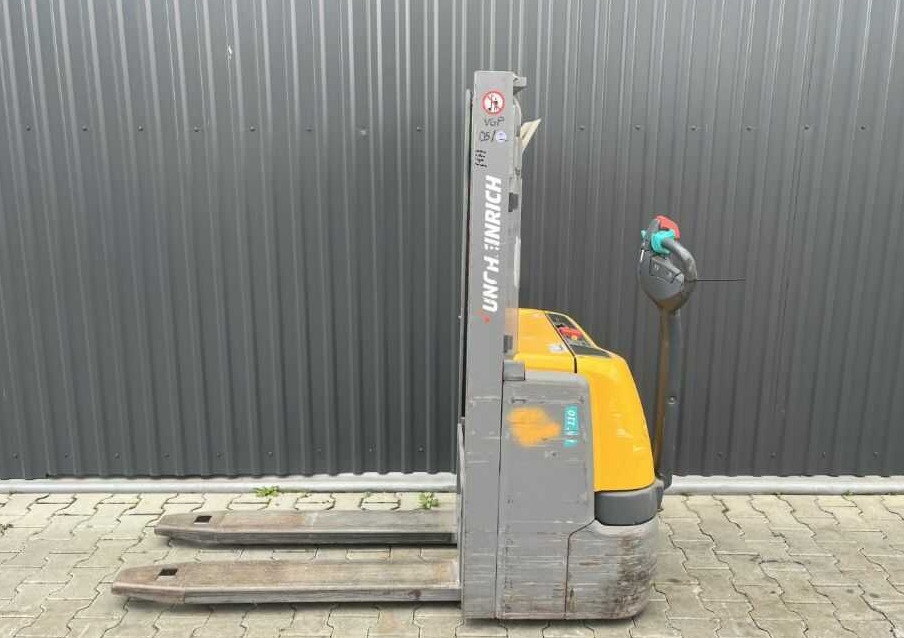 Jungheinrich EJC110 - Apilador: foto 2 Jungheinrich EJC110 - Apilador: foto 2