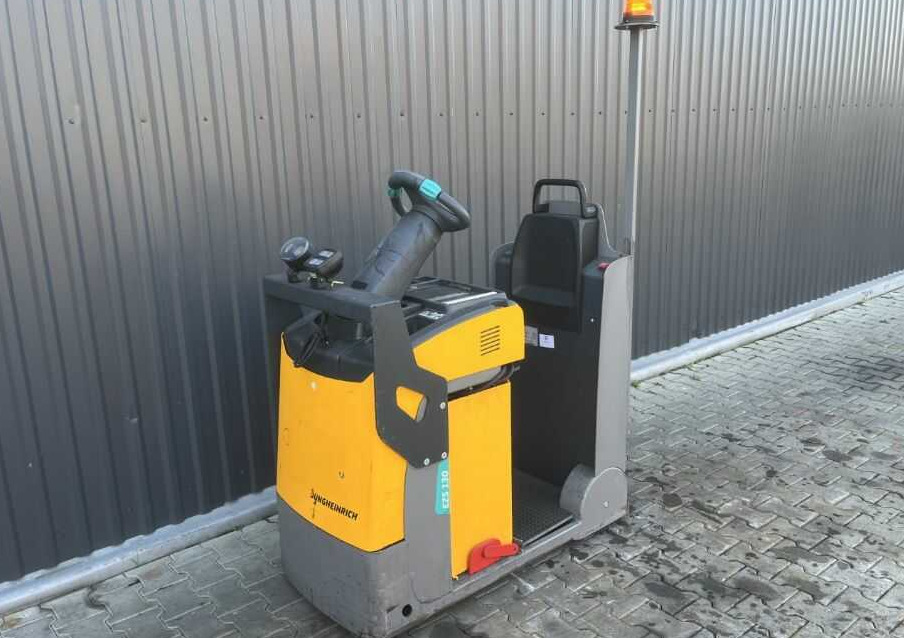 Jungheinrich EZS130 - Remolcadora: foto 1 Jungheinrich EZS130 - Remolcadora: foto 1