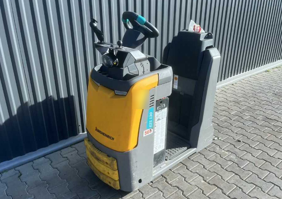 Jungheinrich EZS130 - Remolcadora: foto 1 Jungheinrich EZS130 - Remolcadora: foto 1