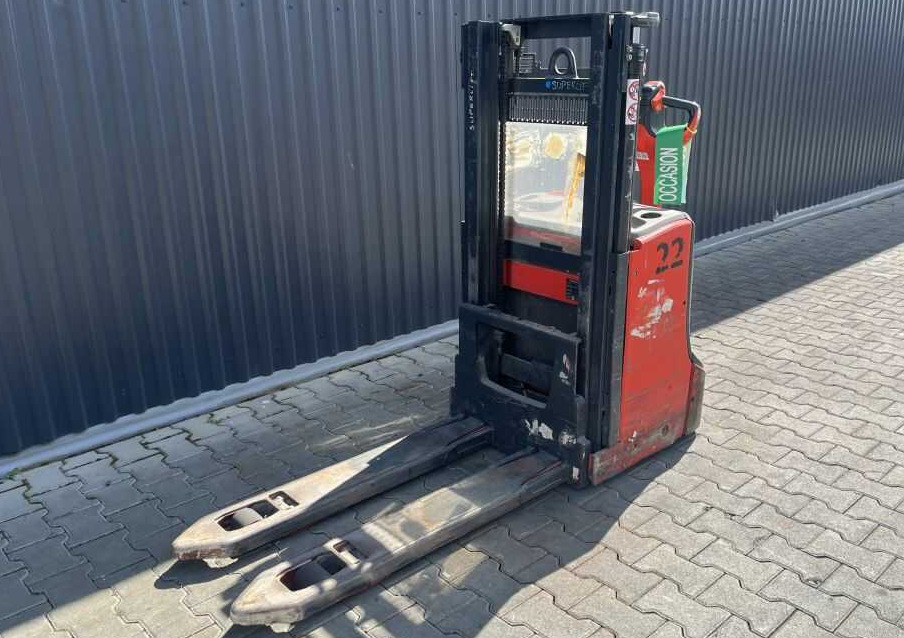 Linde D08 - Apilador: foto 1 Linde D08 - Apilador: foto 1