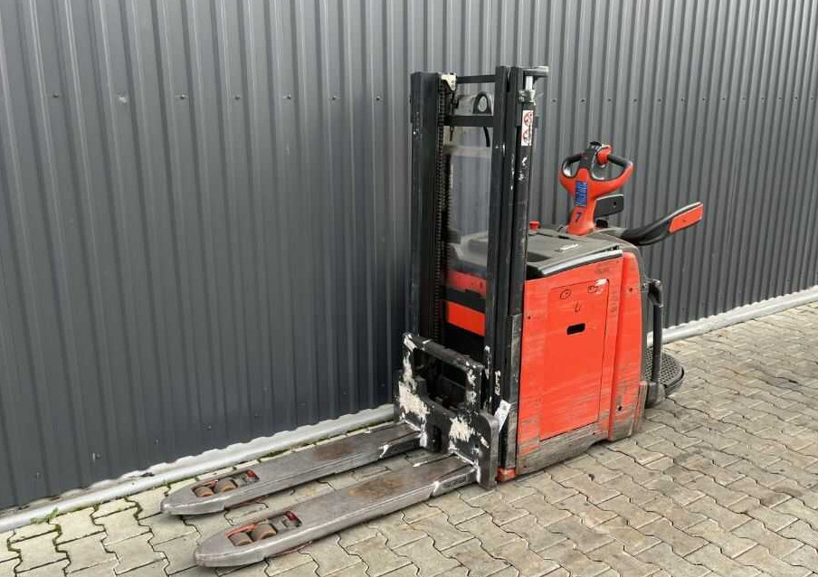 Linde D10AP - Apilador: foto 1 Linde D10AP - Apilador: foto 1
