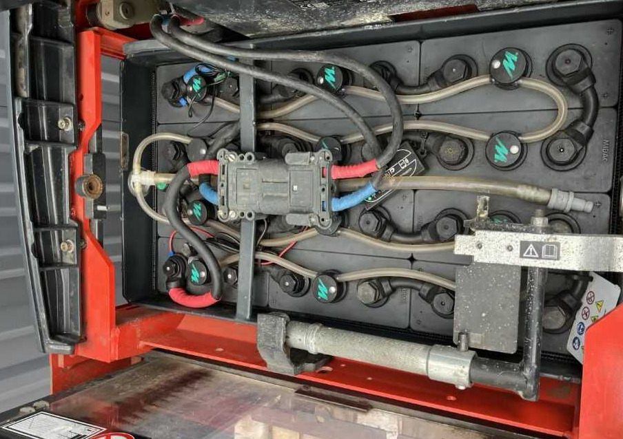 Linde D10AP - Apilador: foto 5 Linde D10AP - Apilador: foto 5