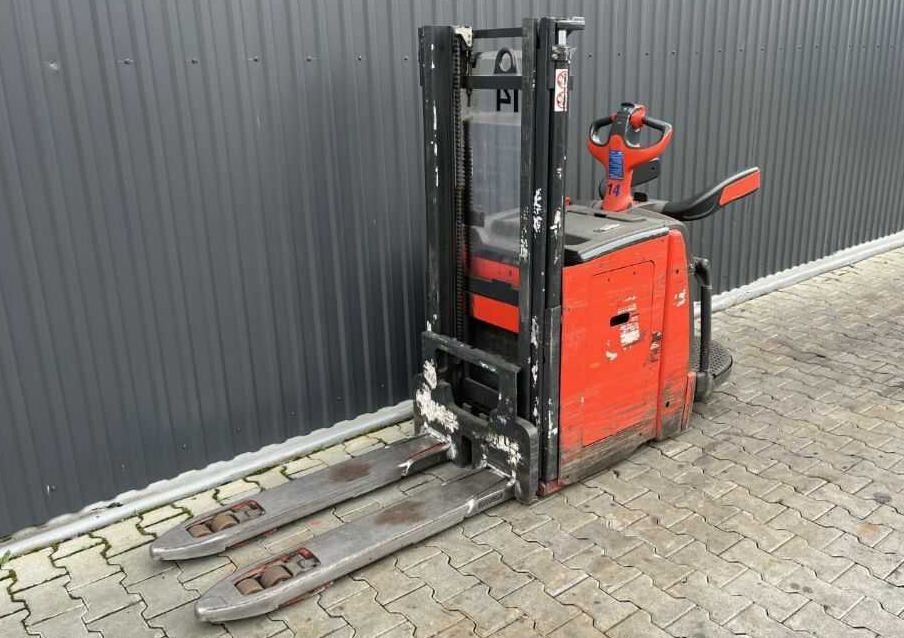 Linde D10AP - Apilador: foto 1 Linde D10AP - Apilador: foto 1