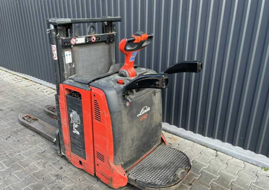 Linde D12AP - Apilador: foto 3 Linde D12AP - Apilador: foto 3