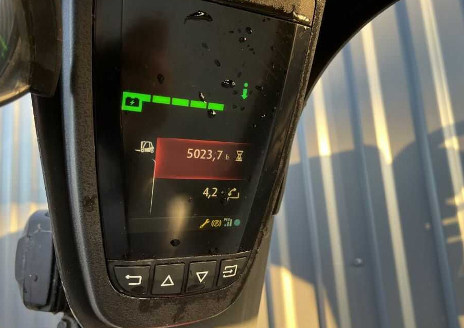 Linde E16-02 - Carretilla elevadora eléctrica: foto 5 Linde E16-02 - Carretilla elevadora eléctrica: foto 5