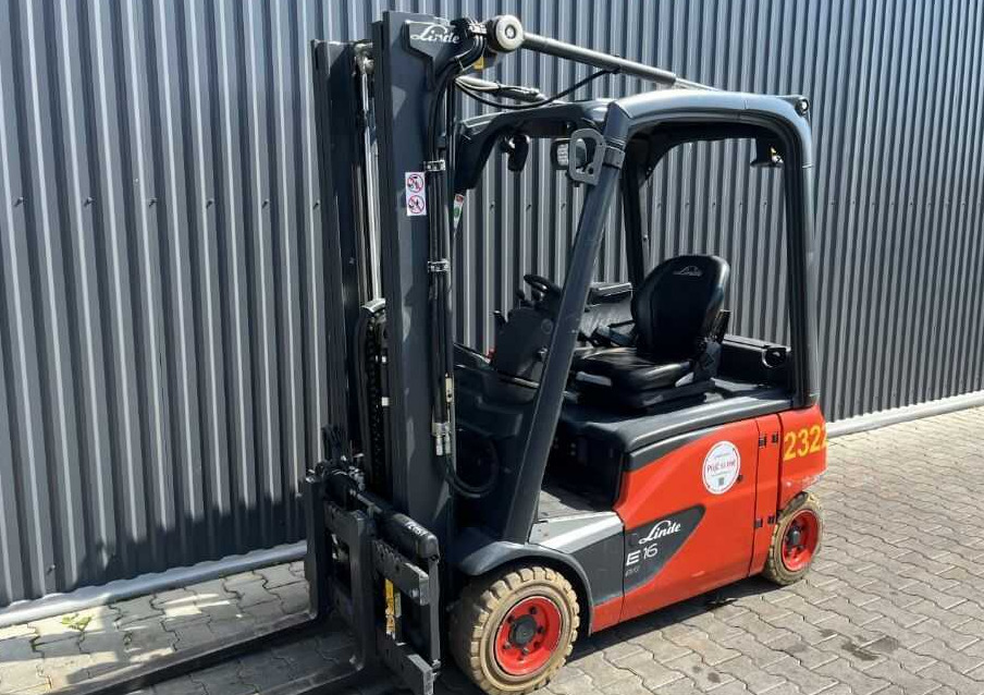 Linde E16P-02 - Carretilla elevadora eléctrica: foto 1 Linde E16P-02 - Carretilla elevadora eléctrica: foto 1