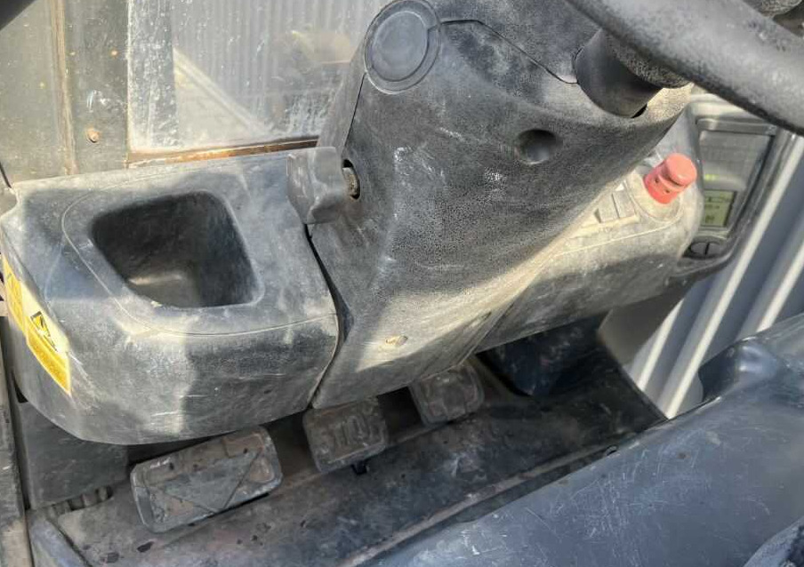 Arrendamiento de Linde E16PH Linde E16PH: foto 9 Arrendamiento de Linde E16PH Linde E16PH: foto 9