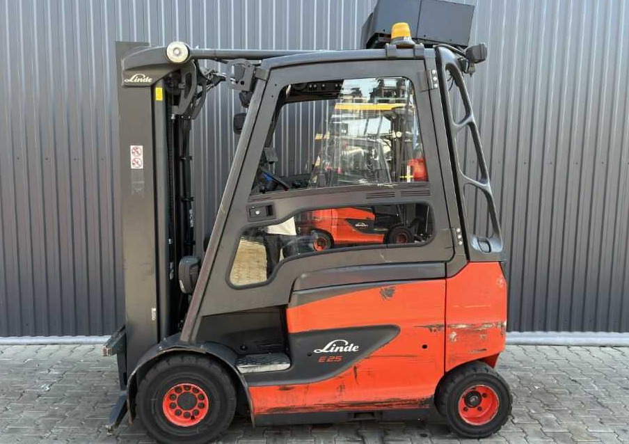 Linde E25H-01/600 - Carretilla elevadora eléctrica: foto 2 Linde E25H-01/600 - Carretilla elevadora eléctrica: foto 2