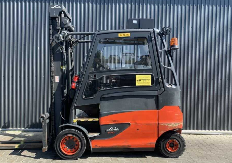 Linde E50HL-01/600 - Carretilla elevadora eléctrica: foto 2 Linde E50HL-01/600 - Carretilla elevadora eléctrica: foto 2