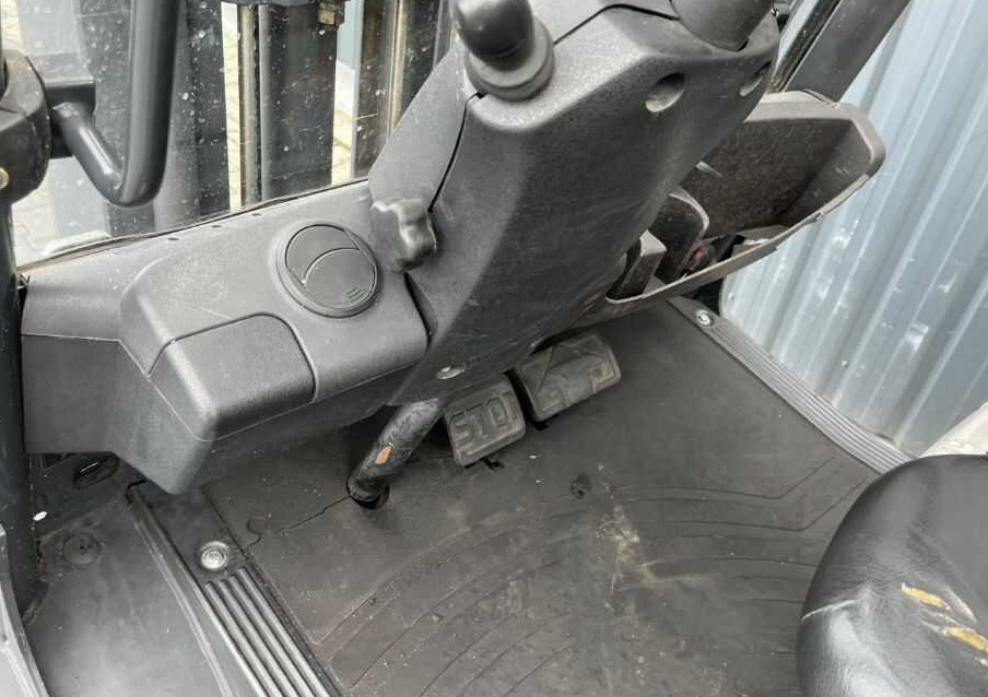 Carretilla elevadora de gas Linde H35T-01: foto 8