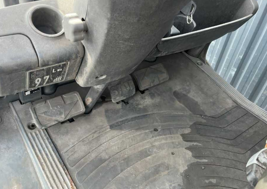 Carretilla elevadora de gas Linde H35T-02: foto 8