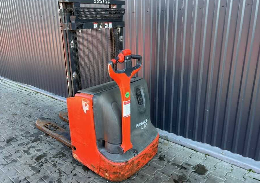 Linde L12L - Apilador: foto 3 Linde L12L - Apilador: foto 3
