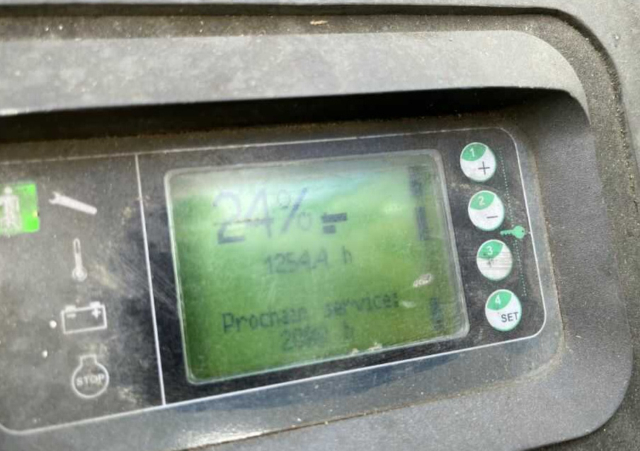 Apilador Linde L12R: foto 6 Apilador Linde L12R: foto 6