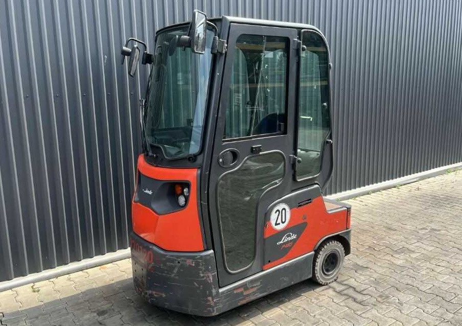 Linde P80 - Remolcadora: foto 1 Linde P80 - Remolcadora: foto 1