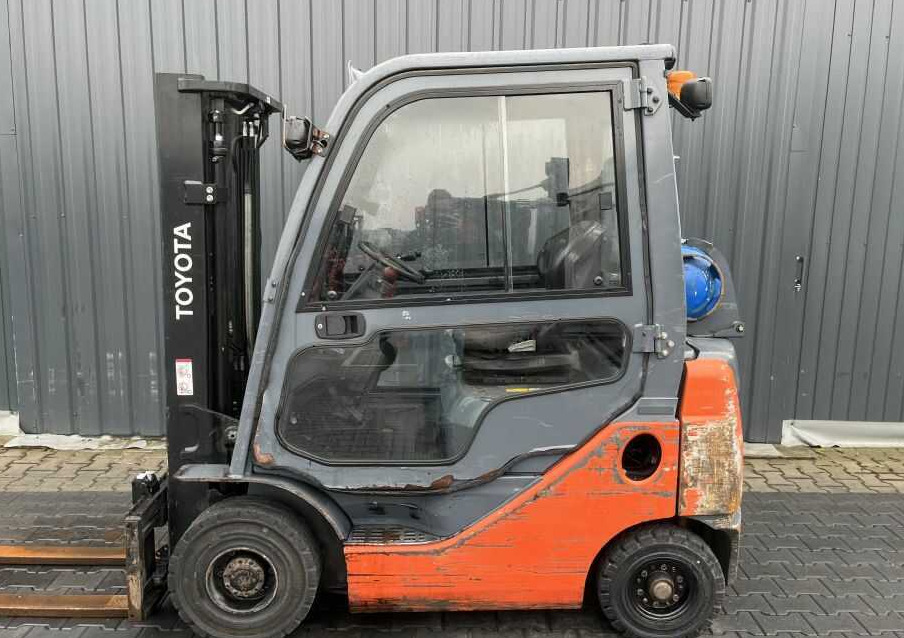 Toyota 8FGF15 - Carretilla elevadora de gas: foto 2 Toyota 8FGF15 - Carretilla elevadora de gas: foto 2